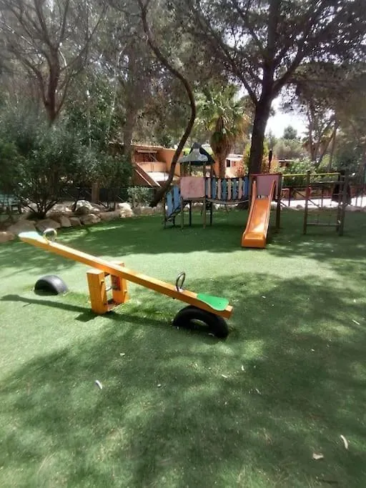 Domunosta Pinus Village Fort Village
